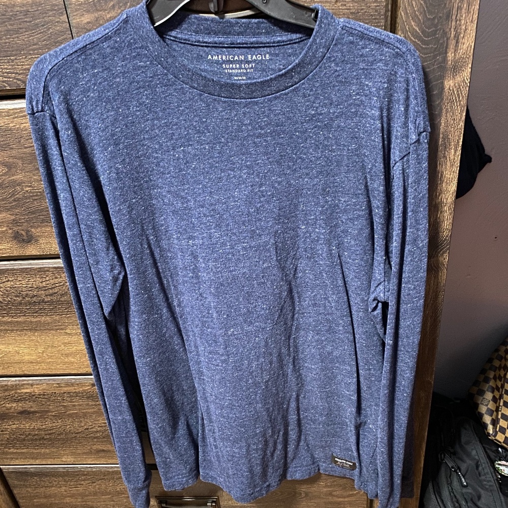 American Eagle Long Sleeve